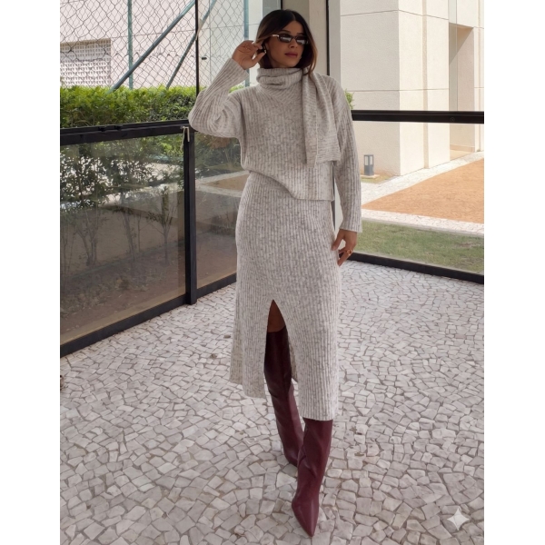 Conjunto Tricot Blusa com Cachecol Fixo Saia Midi com Fenda - Mescla
