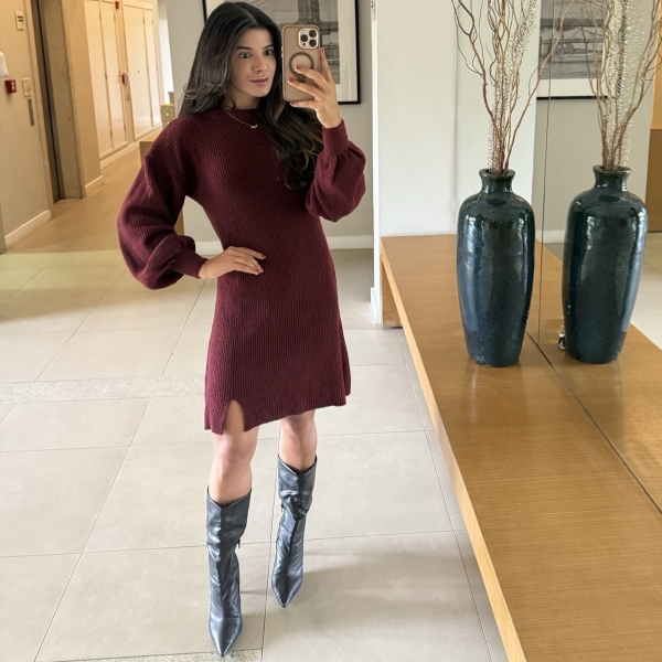 Vestido De Tricot Mousse Curto Com Fenda - Vinho