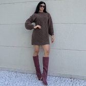 Vestido Curto Tricot Mousse com Trama Trancada e Manga Longa - Marrom Café