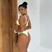 Biquíni Top Fixo Calcinha Asa Delta Fio Textura De Conchas - Amarelo Claro