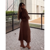 Conjunto Tricot Blusa com Cachecol Fixo Saia Midi com Fenda - Marrom
