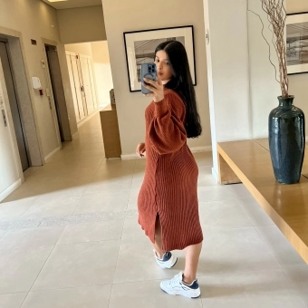 Vestido De Tricot Graça Canelado Midi Com Fendas