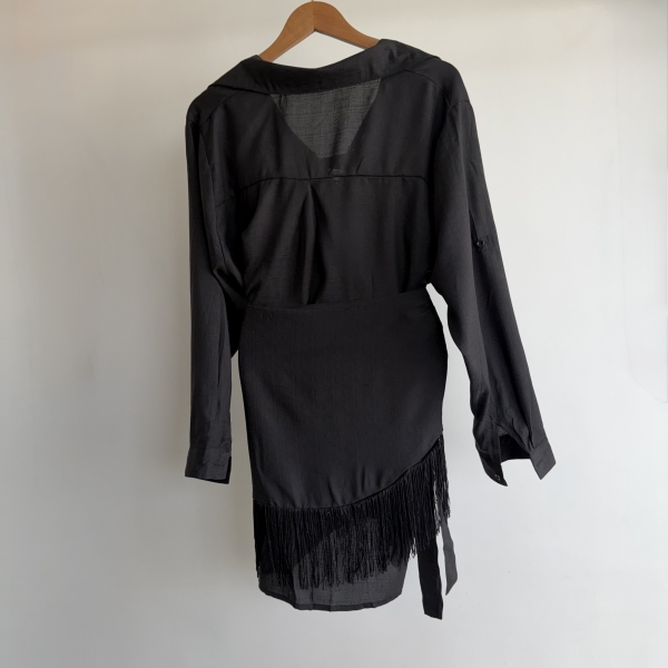 Conj Saída De Praia Chemise Manga Longa E Saia Franja Resort - Preto