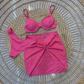 Trio Biquíni Texturizado Com Saia Transpassada