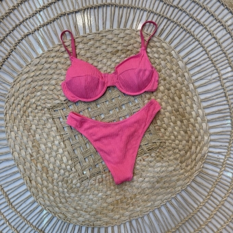 Trio Biquíni Texturizado Com Saia Transpassada
