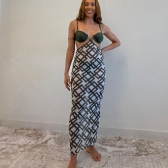 Kit Biquini e Saída Estampa Gráfica Detalhe Metal No Top - Verde