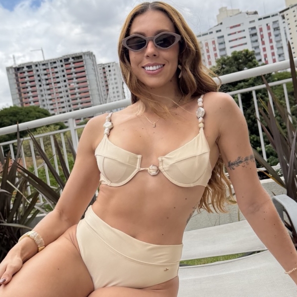 Biquíni Meia Taça Cintura Alta Com Pedraria Nas Alças - Champagne