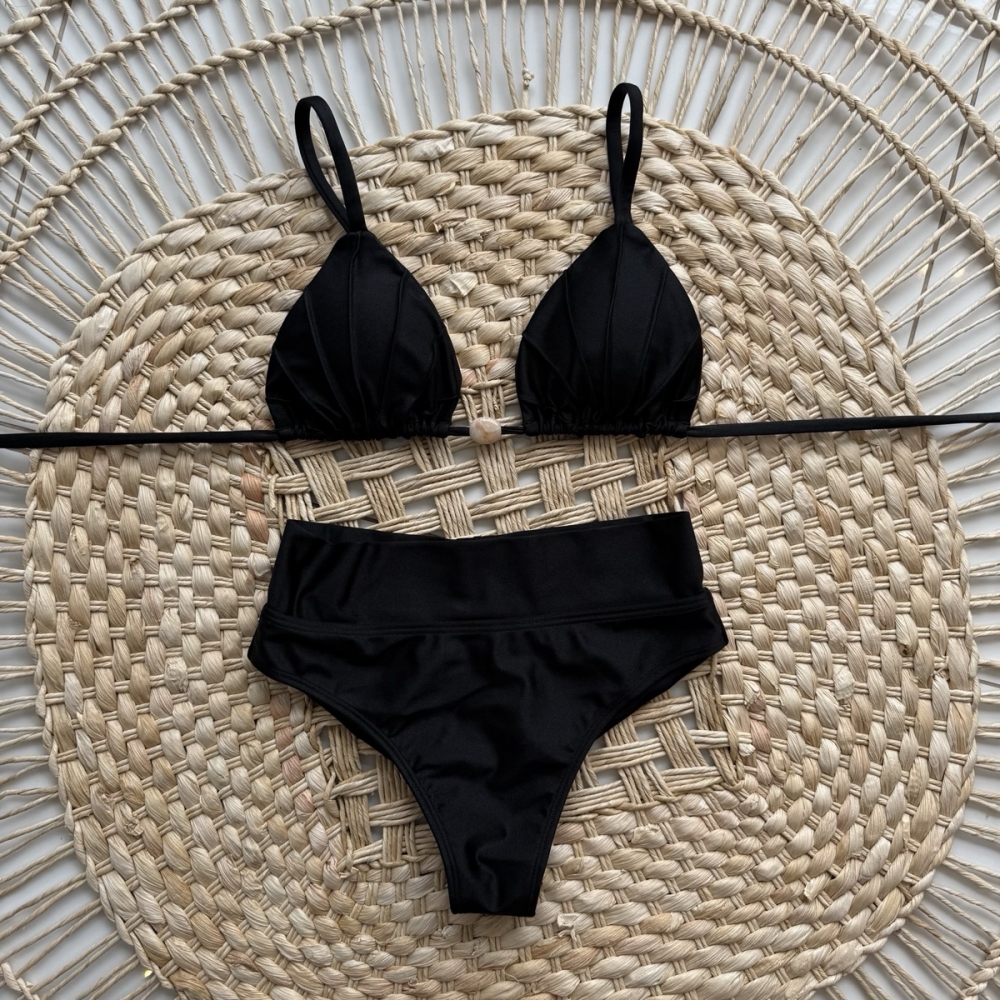 Biquíni Cortininha Franzido com Calcinha Hot Pants - Preto