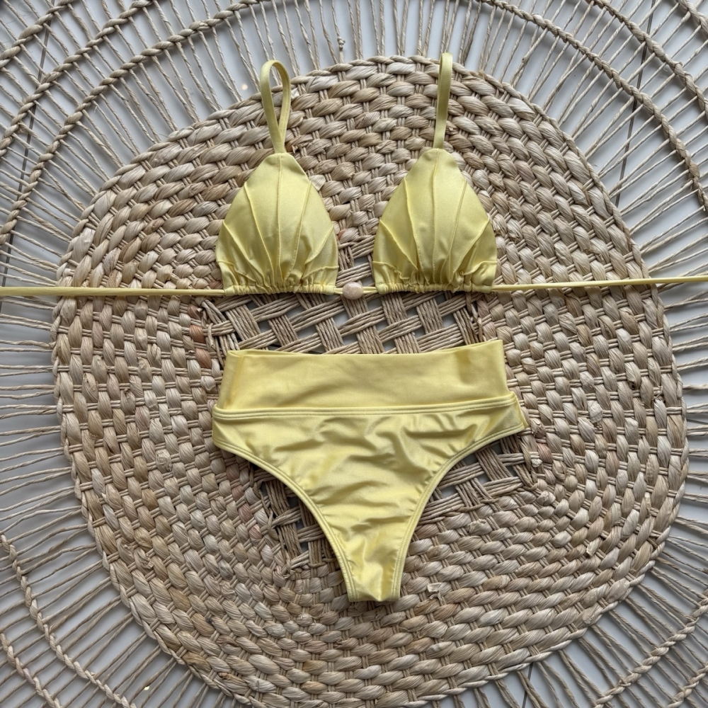 Biquíni Cortininha Franzido com Calcinha Hot Pants - Amarelo