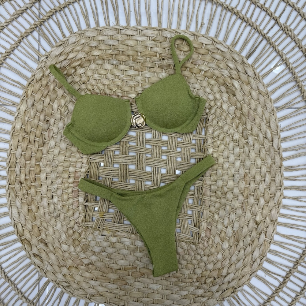 Biquíni Meia Taça Bojo Estruturado E Detalhe Central Dourado - Verde Pistache