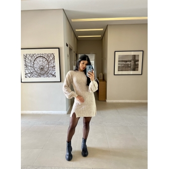 Vestido De Tricot Mousse Curto Com Fenda