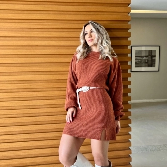 Vestido De Tricot Mousse Curto Com Fenda