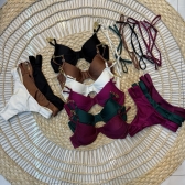 Biquíni  com Duas Alças Corrente e Lisa Calcinha com Tiras - Preto