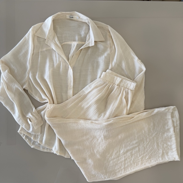 Saída de Praia Feminina Conjunto Camisa e Calça - Off