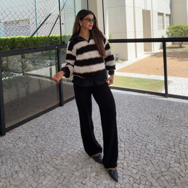 Conjunto Tricot Feminino Blusa Polo Listrada Zíper e Calça - Preto