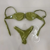 Kit Biquini Aplique Em Pedraria + Saia Com Amarração Frontal - Verde Oliva