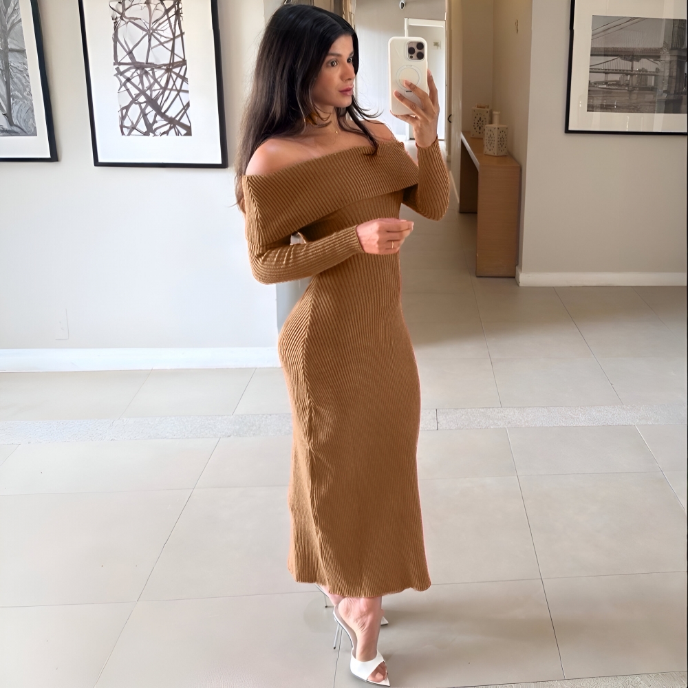 Vestido Modal Canelado Ombro a Ombro Midi com Manga Longa - Bege