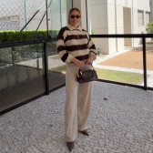 Conjunto Tricot Feminino Blusa Polo Listrada Zíper e Calça - Areia