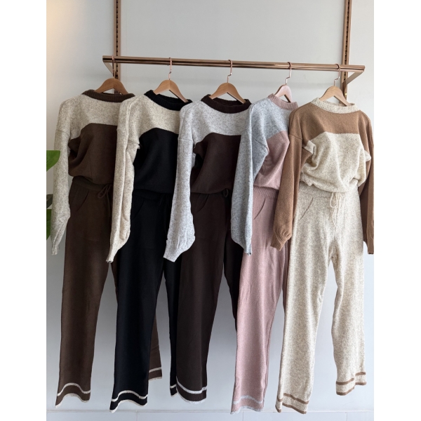 Conjunto Bicolor Tricot Inverno Blusa E Calça Pantalona - Bege/Caramelo