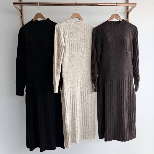 Vestido Midi Com Detalhe Corpete Assimétrico E Fendas - Preto