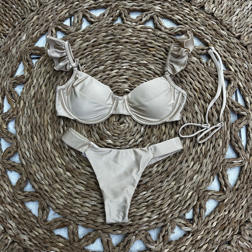 Biquíni De Babado Meia Taça Com Aro Semi Fio - Bege