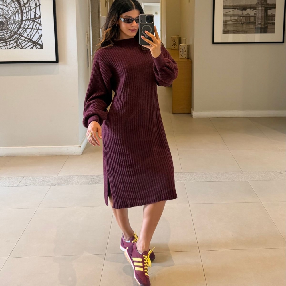 Vestido De Tricot Graça Canelado Midi Com Fendas - Vinho